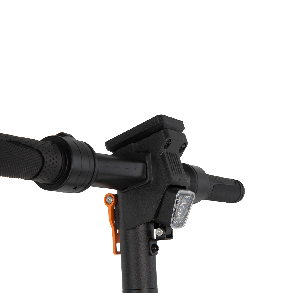 KuKirin S1 Max headlight and handlebar control close-up