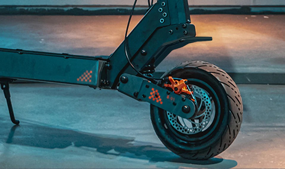 KuKirin G4 front disc brake, wheel and suspension